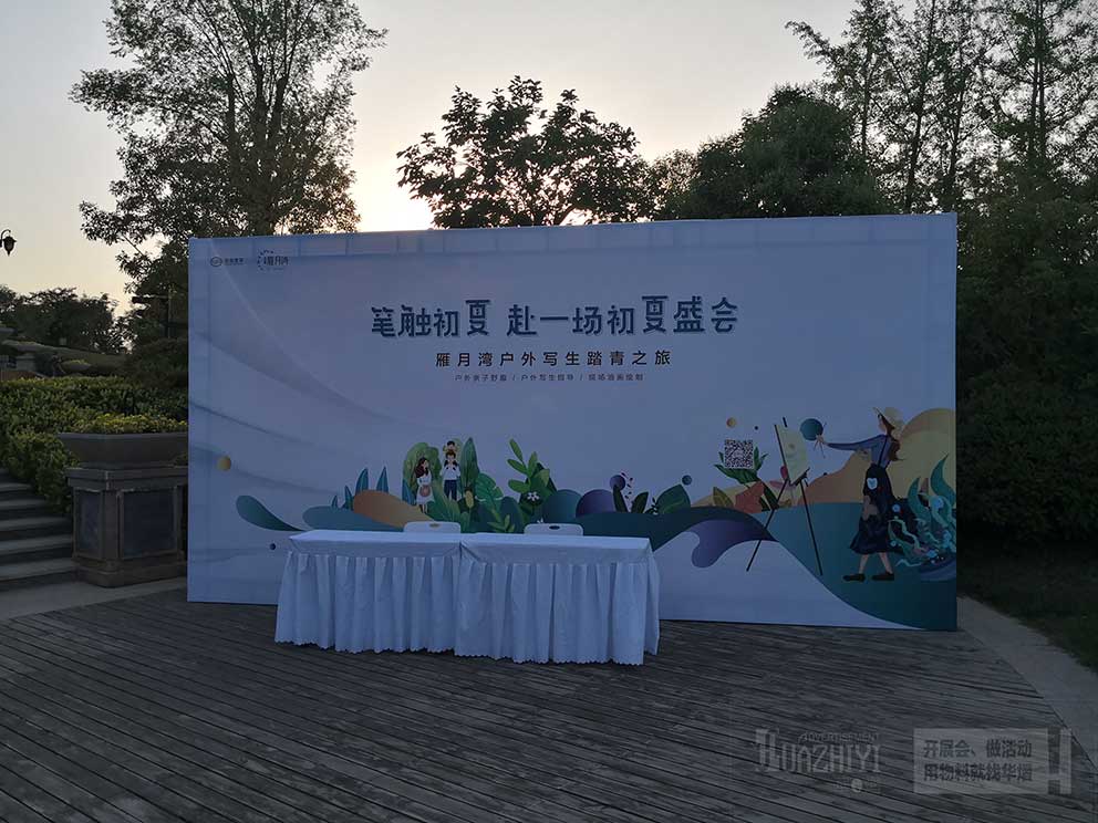桁架租賃：活動(dòng)背景架的靈活與多功能選擇