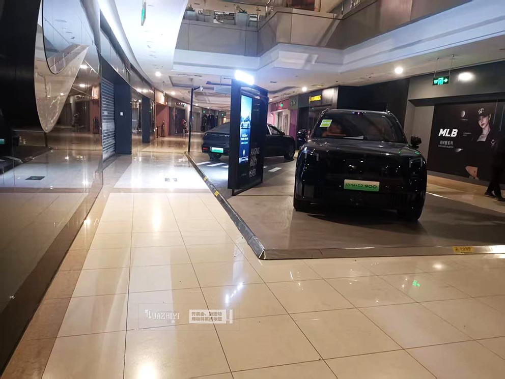 鄭州車展地臺租賃：防滑耐磨易清潔，提升展臺質感